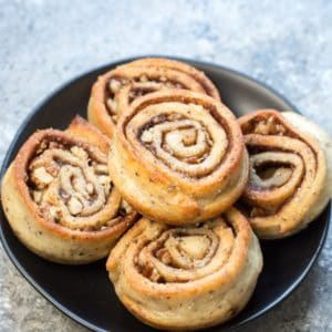 Keto Cinnamon Rolls