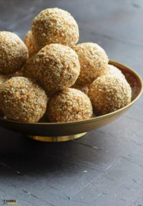 Keto Til Laddoo